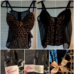 Torrid Sexy Animal Print Corset Bustier Top Sz 2